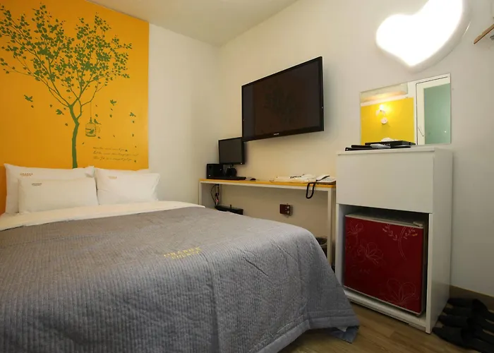 Motel Orange County 3*